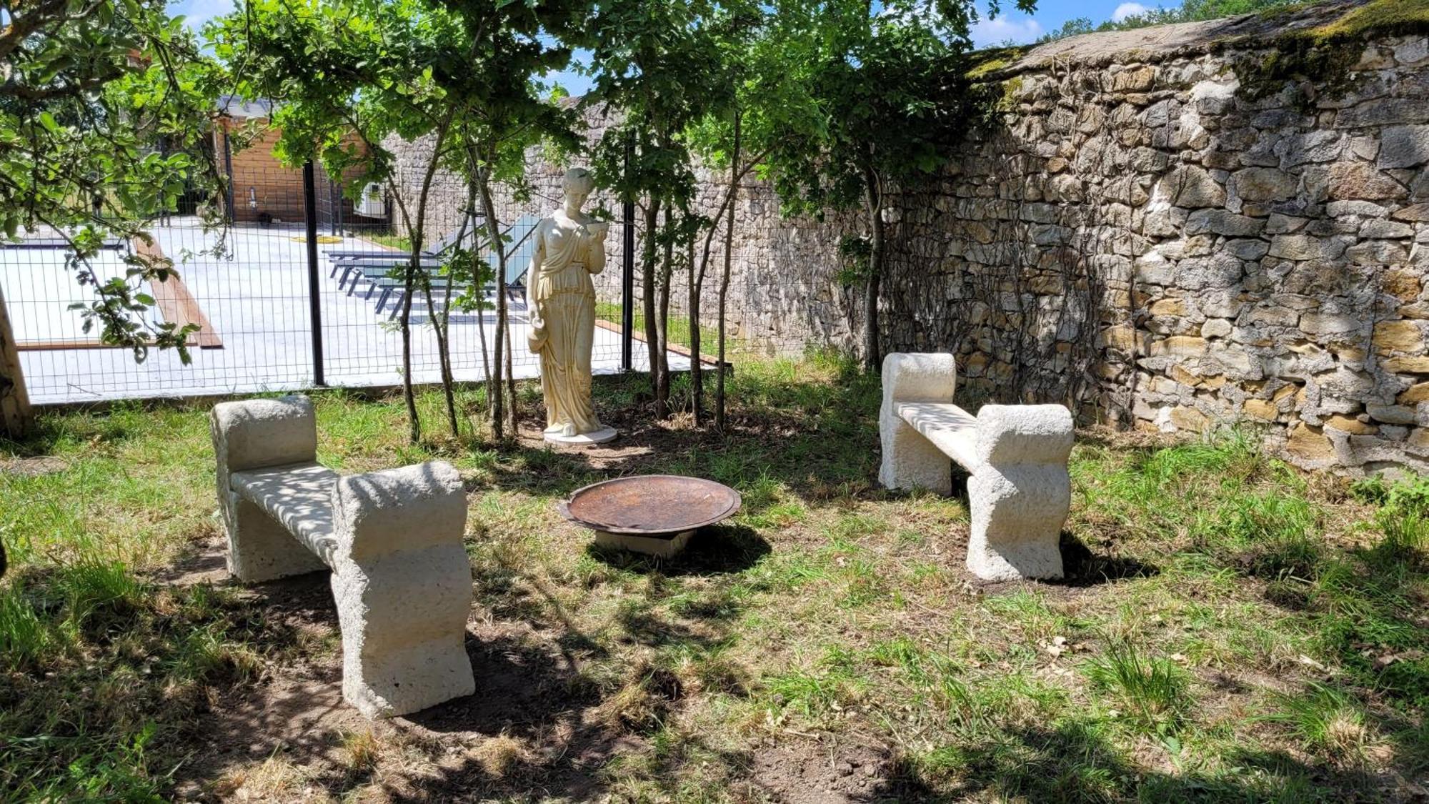 Villa Saint Pierre La Trimouille 外观 照片