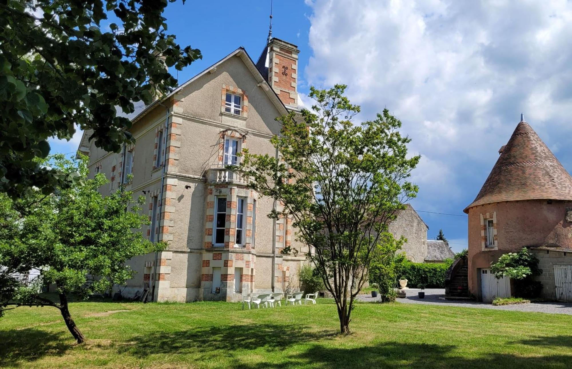 Villa Saint Pierre La Trimouille 外观 照片